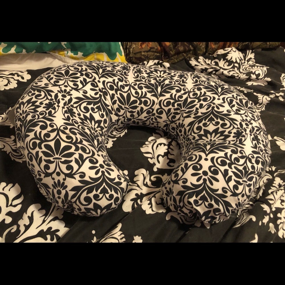 Baby boppy pillow